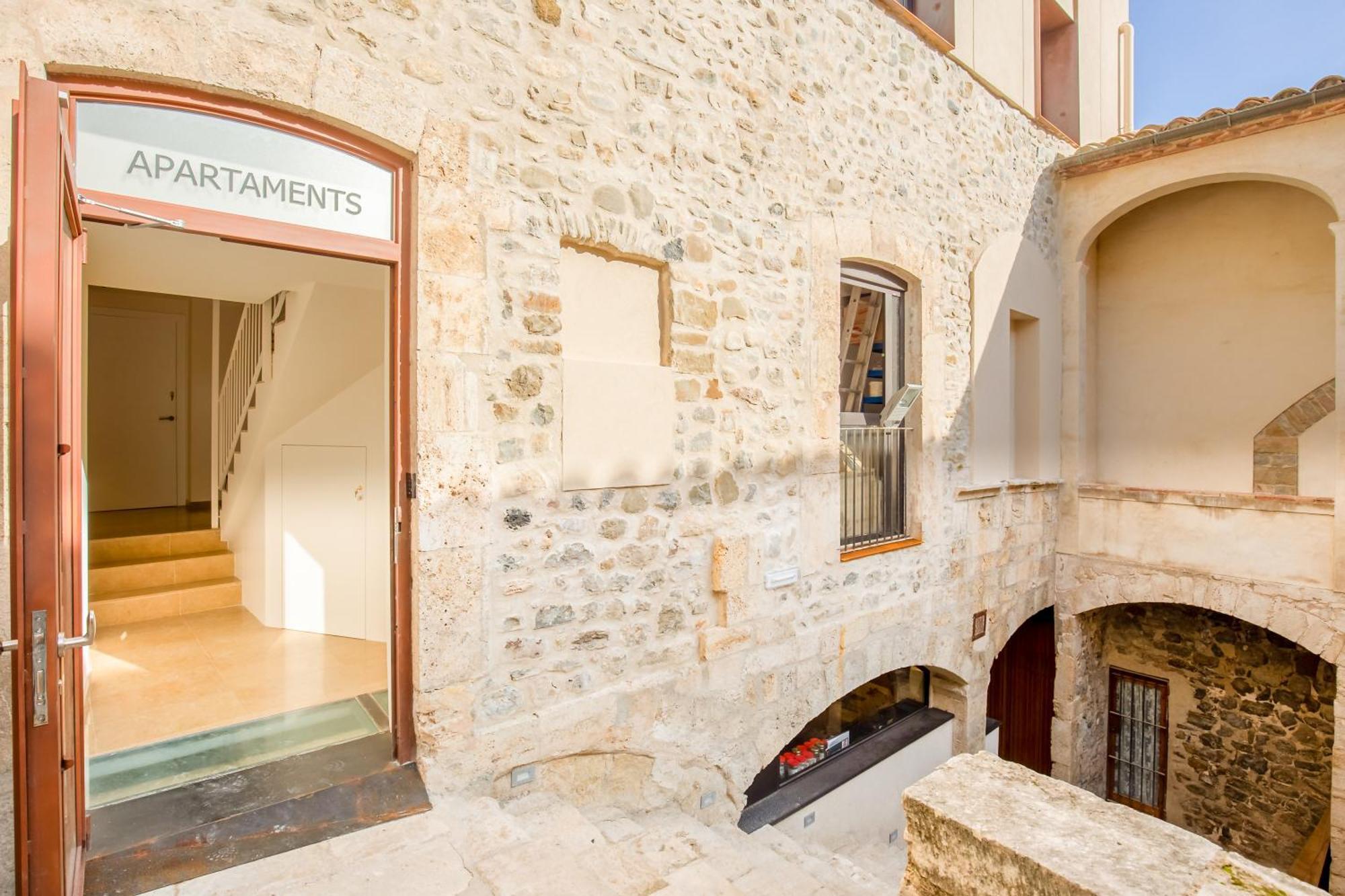 Can Cintet 21Nuevo Apartamento Moderno En Besalú Εξωτερικό φωτογραφία