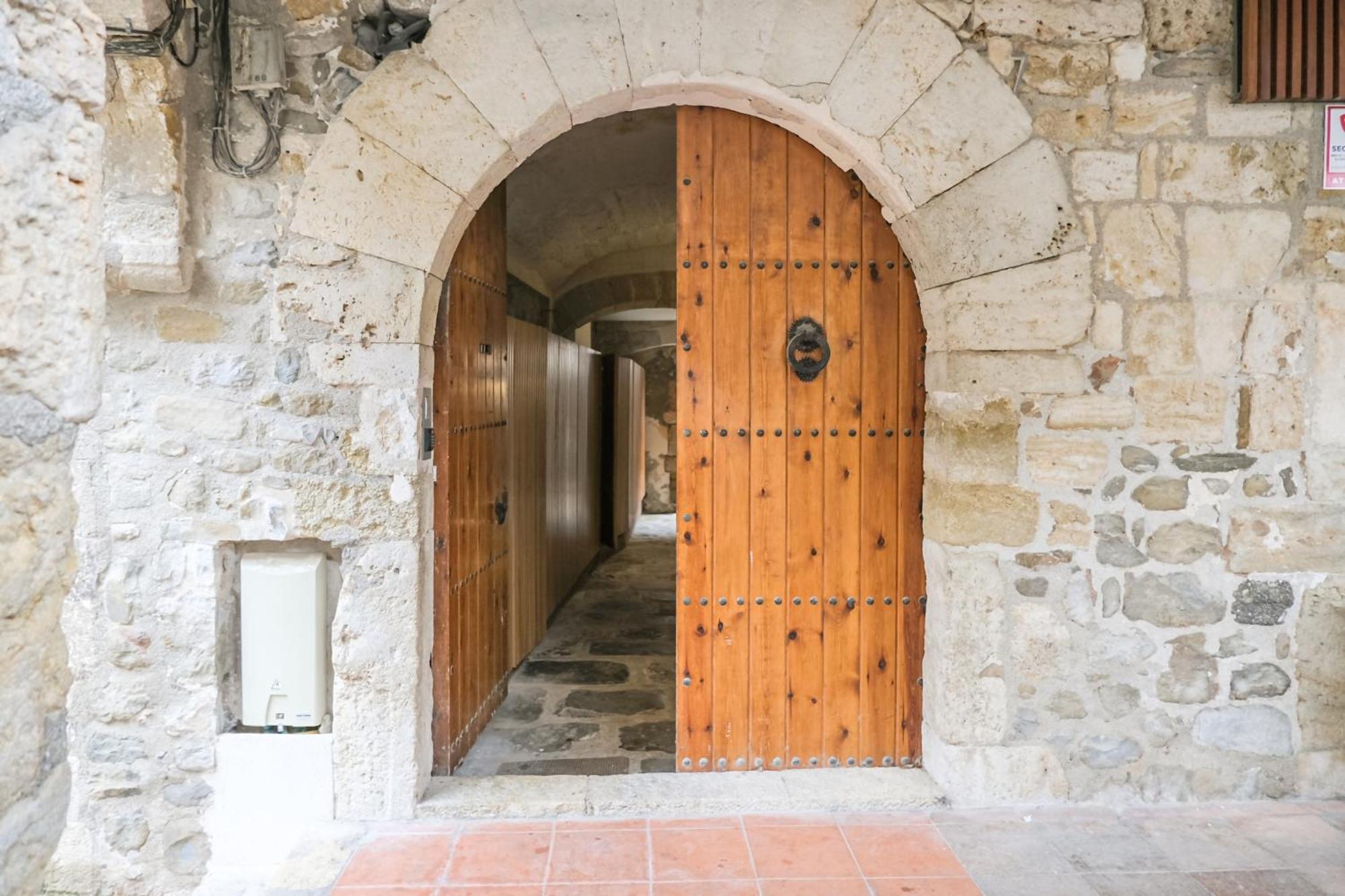 Can Cintet 21Nuevo Apartamento Moderno En Besalú Εξωτερικό φωτογραφία