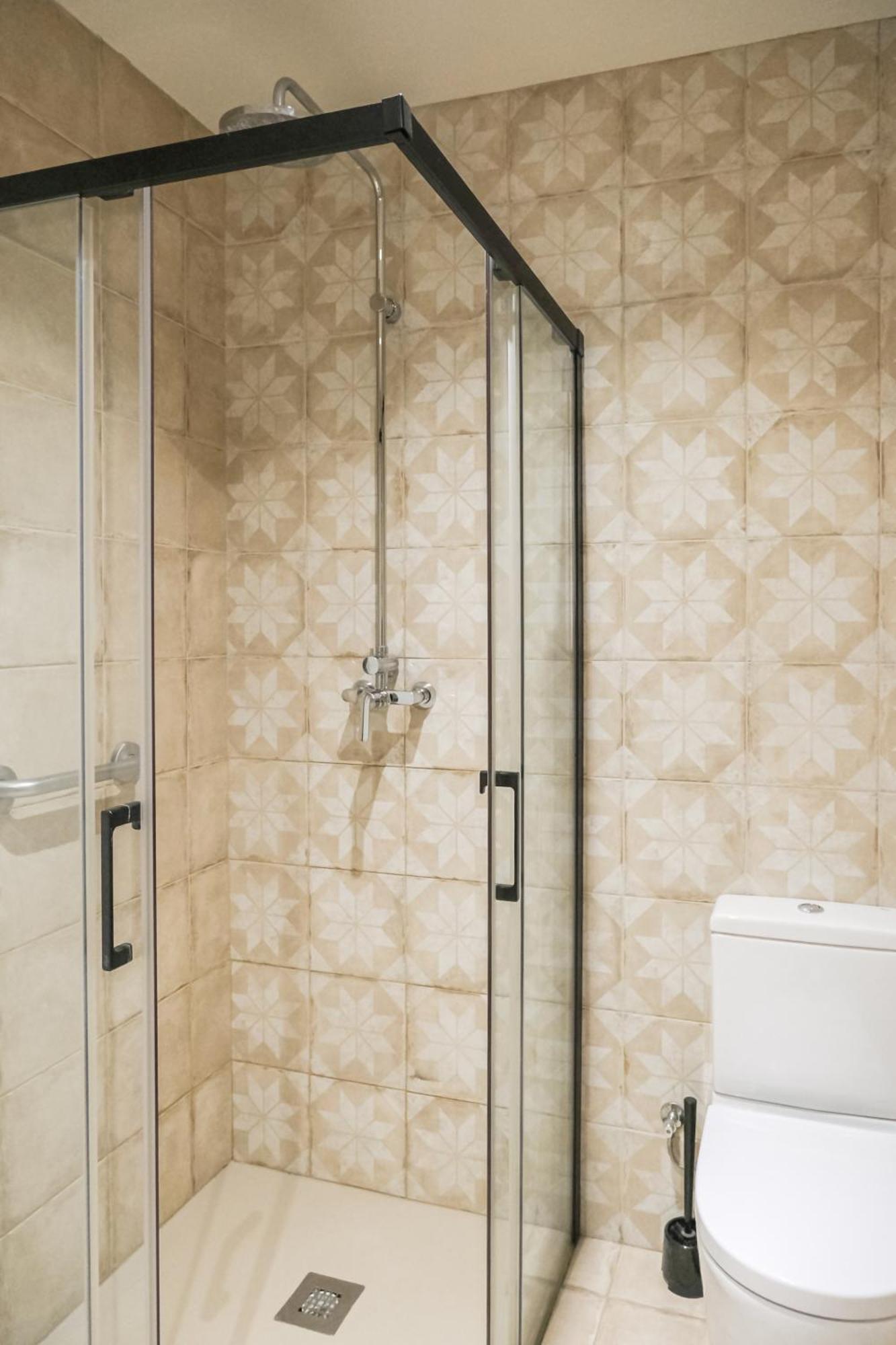 Can Cintet 21Nuevo Apartamento Moderno En Besalú Εξωτερικό φωτογραφία
